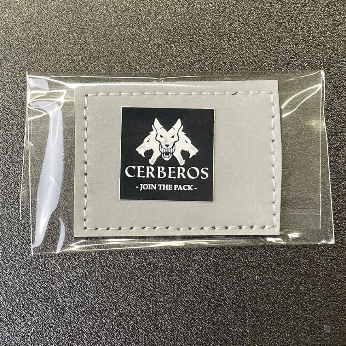 rintaheijastintarra>Cerberos Best