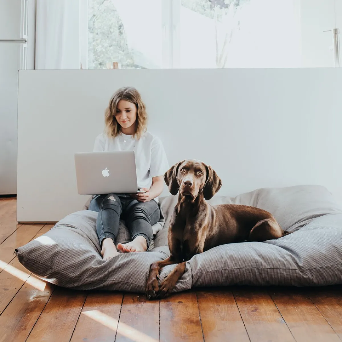 Dog Bed Lancaster Grey>Hunter Hot