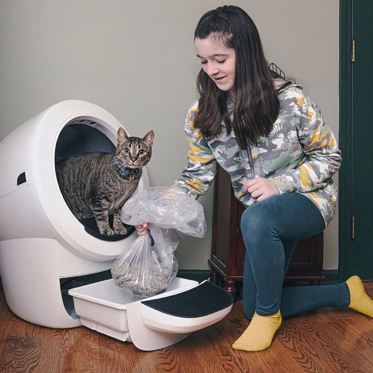 Litter-Robot 4, valkoinen>Whisker Sale
